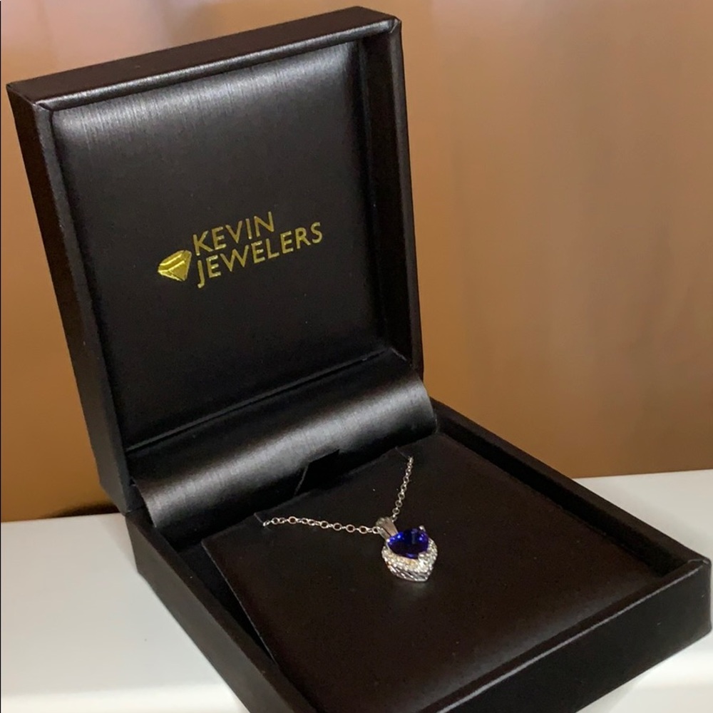 Kevin Jewelers Sapphire Blue Heart Necklace